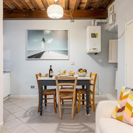 Piazza Dei Cavalieri Confortable Apartment Pisa Exterior foto